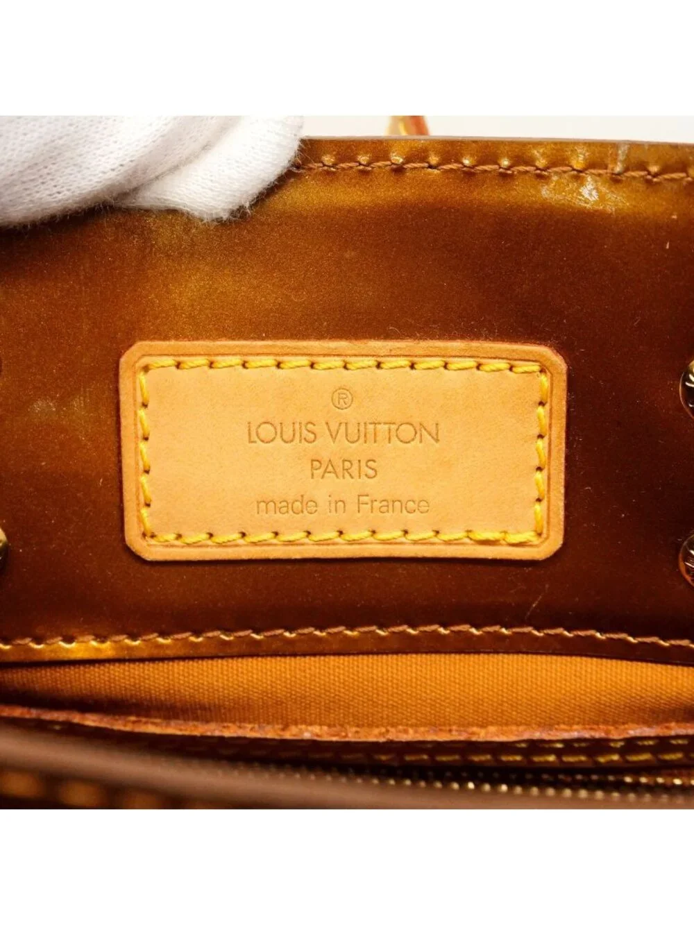 Louis Vuitton Handbag Vernis Reade PM Blanc